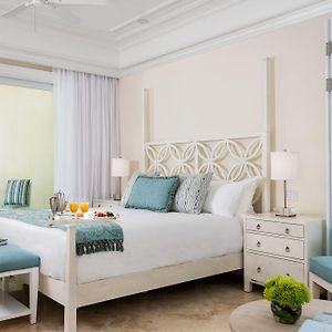 Junior Suite Partial Ocean View